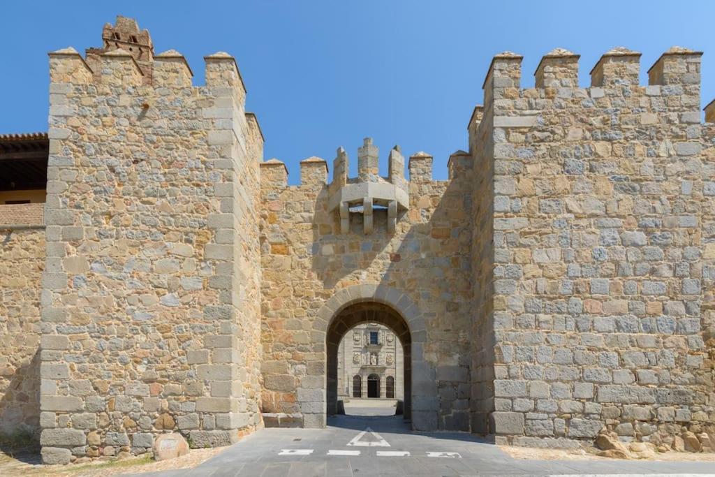Apt - Plaza Mayor Of Avila - 1 Min Alcazar Экстерьер фото